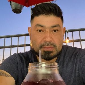 Meet your Posher, Luis